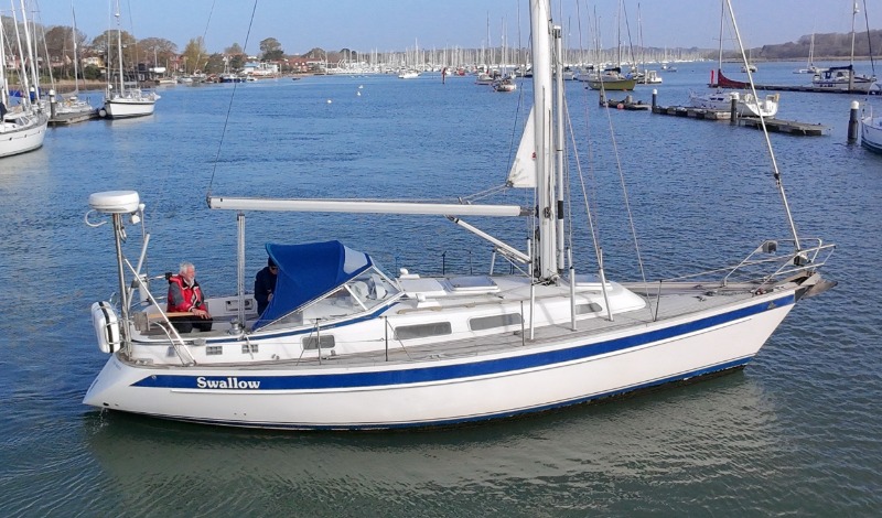 Hallberg-Rassy 44