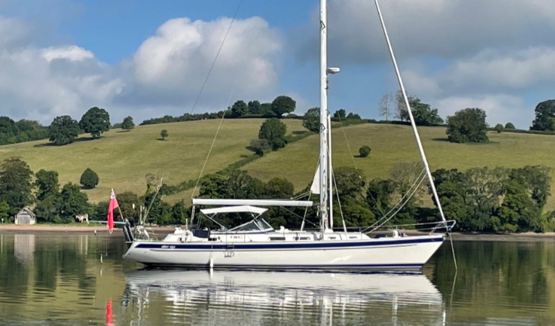 Hallberg-Rassy 352