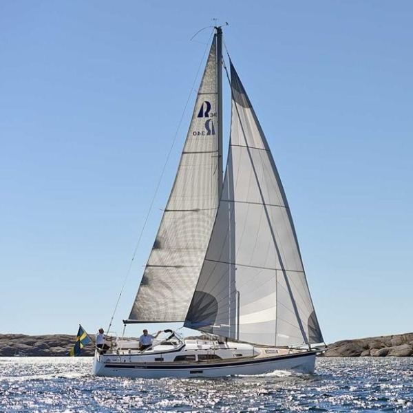 Transworld Yachts, Hallberg-Rassy